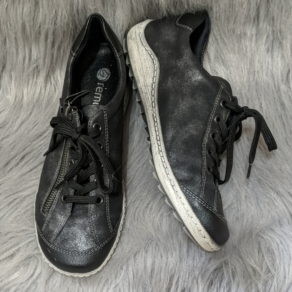 Remonte Leather Sneakers